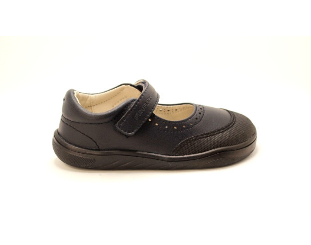 Zapato colegial respetuoso Piruflex para niña en color negro o azul marino con calado