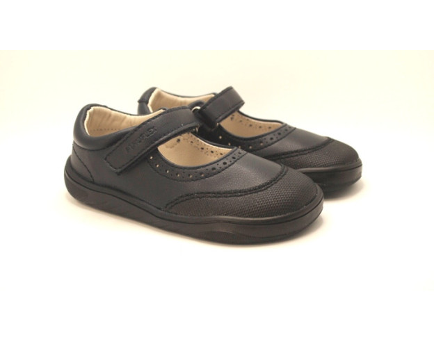 Zapato colegial respetuoso Piruflex para niña en color negro o azul marino con calado