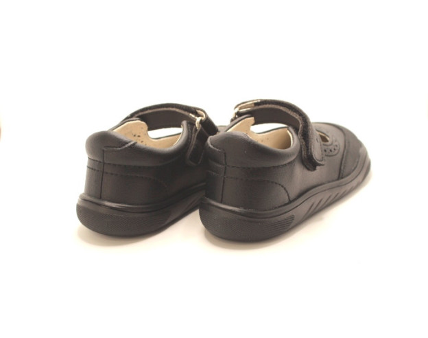 Zapato colegial respetuoso Piruflex para niña en color negro o azul marino con calado