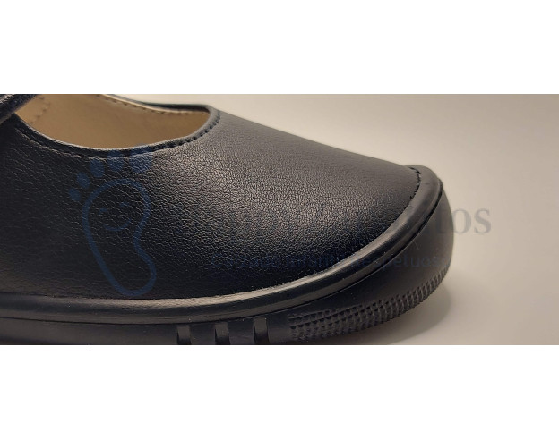 Zapato colegial respetuoso Piruflex para niña en color negro o azul marino