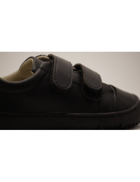 Zapato colegial respetuoso Coqueflex para niño en color negro o azul marino