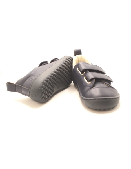 Zapato colegial respetuoso Coqueflex para niño en color negro o azul marino