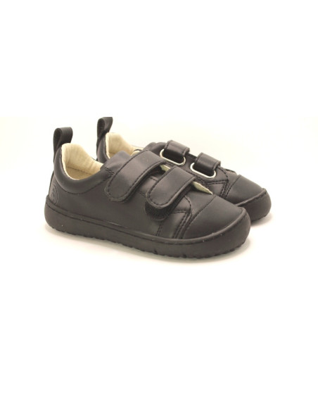 Zapato colegial respetuoso Coqueflex para niño en color negro o azul marino