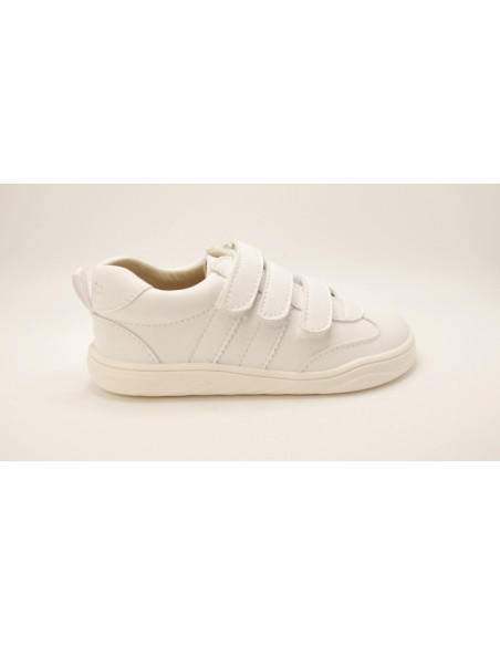 Zapatilla deportiva colegial Piruflex para niño | niña | unisex en color blanco, negro y azul marino