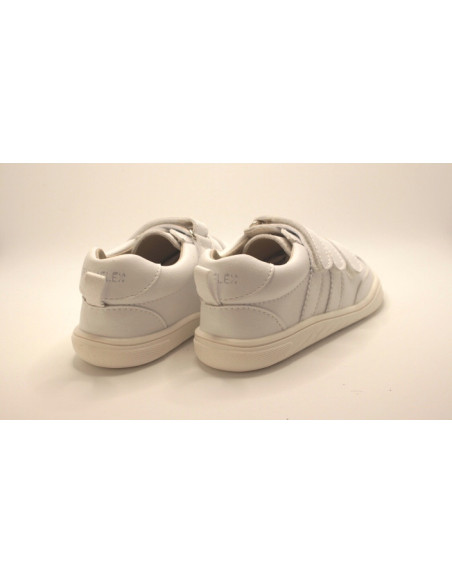 Zapatilla deportiva colegial Piruflex para niño | niña | unisex en color blanco, negro y azul marino