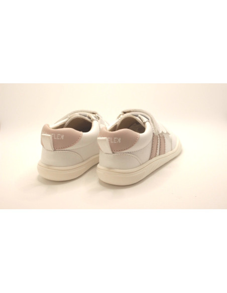Zapatilla deportiva colegial Piruflex para niño | niña | unisex en color blanco, negro y azul marino