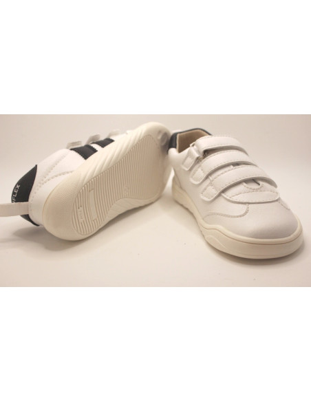 Zapatilla deportiva colegial Piruflex para niño | niña | unisex en color blanco, negro y azul marino