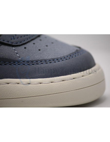 Zapatilla deportiva urban free