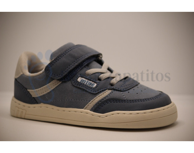 Zapatilla deportiva urban free