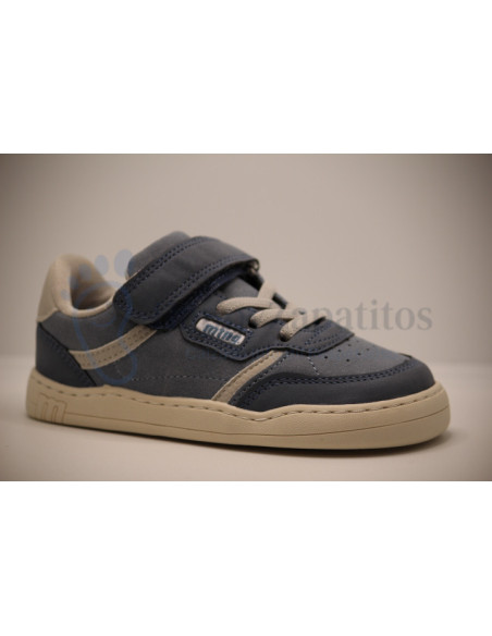Zapatilla deportiva urban free